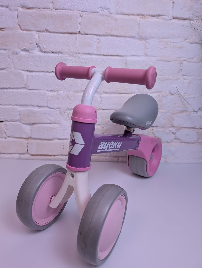 PINK AYEKU BIKE