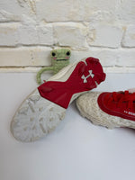 Y2.5 WHITE RED UA CLEATS