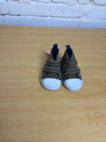 c3 green unknown green shoes