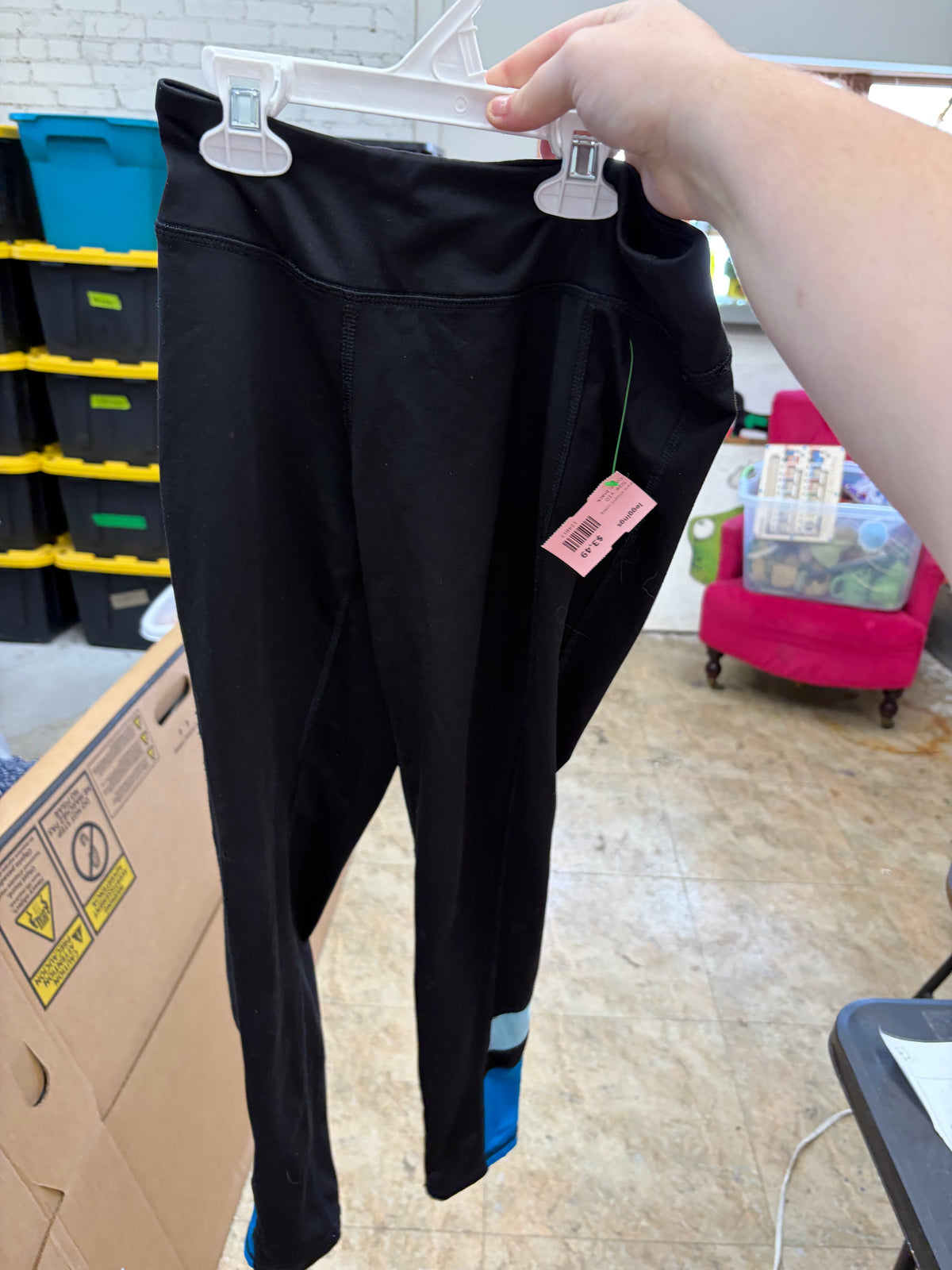y10 black ATHLETIC WORKS leggings