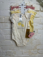 6/9M YELLOW/WHITE WONDERLUXE 4PK LEMON ONESIES