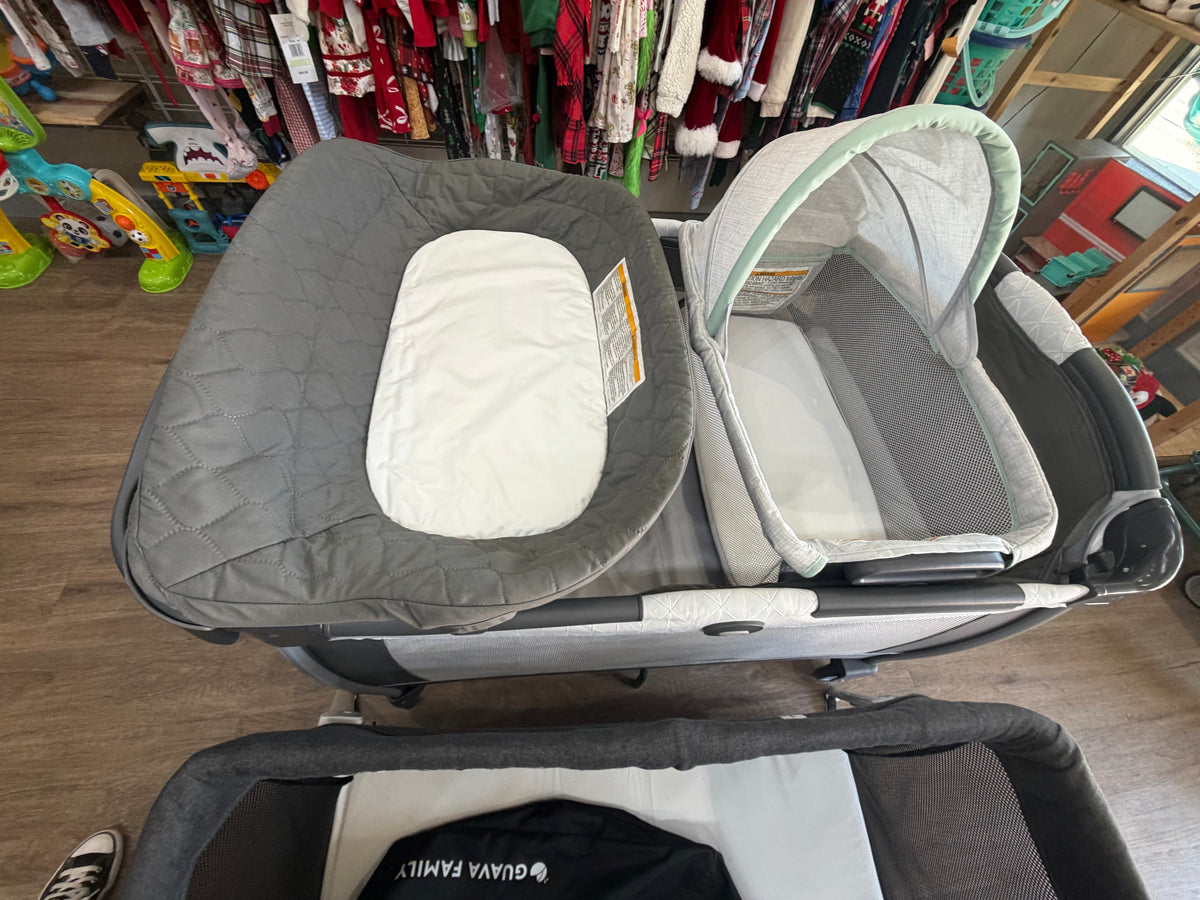 GREY GRACO pack n play