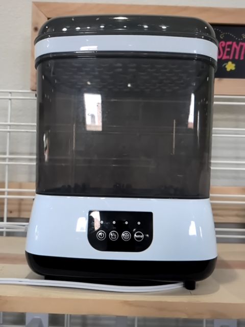 Gently Used DR BROWNS STERILIZER