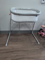GRAY HALO BASSINET