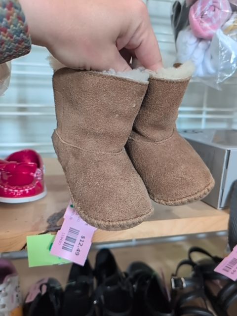 C4 BROWN UGG SUEDE BOOTS