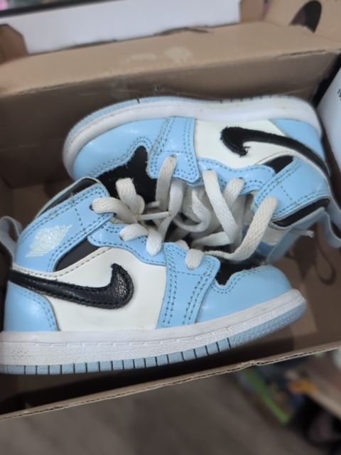 C6 BLUE JORDAN RETRO HIGH TOP