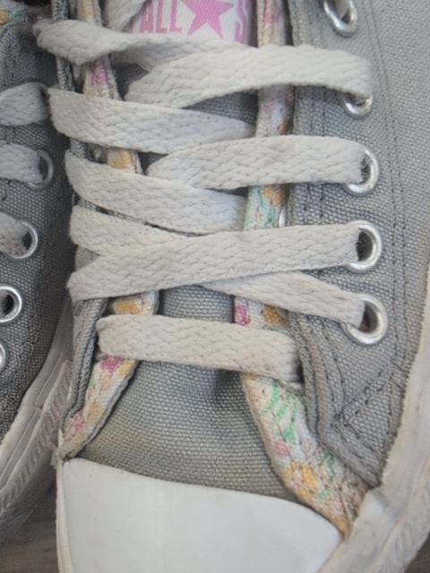 C12 GRAY CONVERSE FLORAL / GRAY CONVERSE