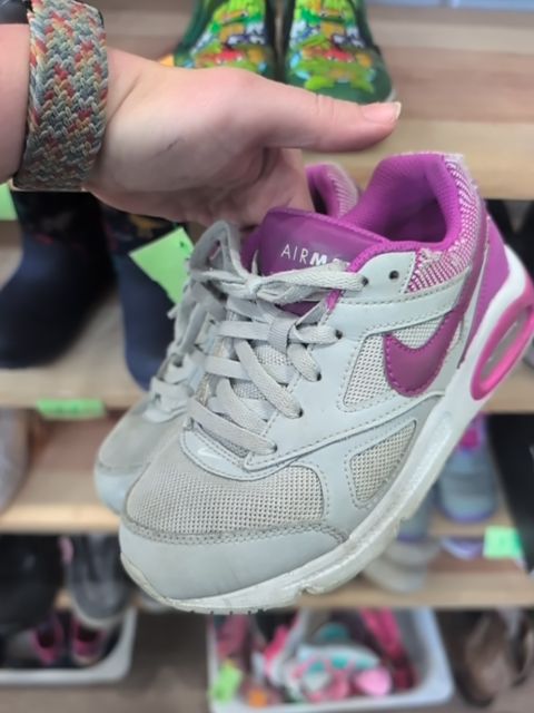 C13 GRAY Nike NIKE AIR TENNIS SHOES