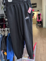 S BLACK NIKE NIKE SWEATPANTS