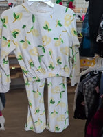 Y6 WHITE JESSICA SIMPSON LEMONS SWEAT OUTFIT