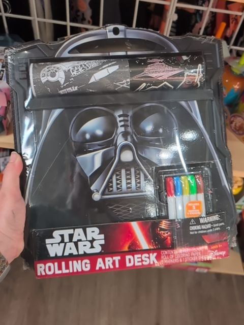STAR WARS ROLLING ART DESK