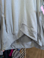 L GRAY LAYER GIRLS PULL OVER