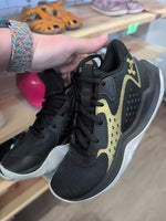 Y4 BLACK UNDER ARMOUR RUNNING SHOE