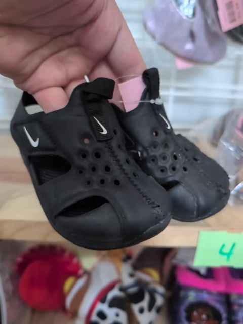 BLACK Nike INFANT NIKE SANDAL