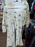 Y6 WHITE JESSICA SIMPSON LEMONS SWEAT OUTFIT