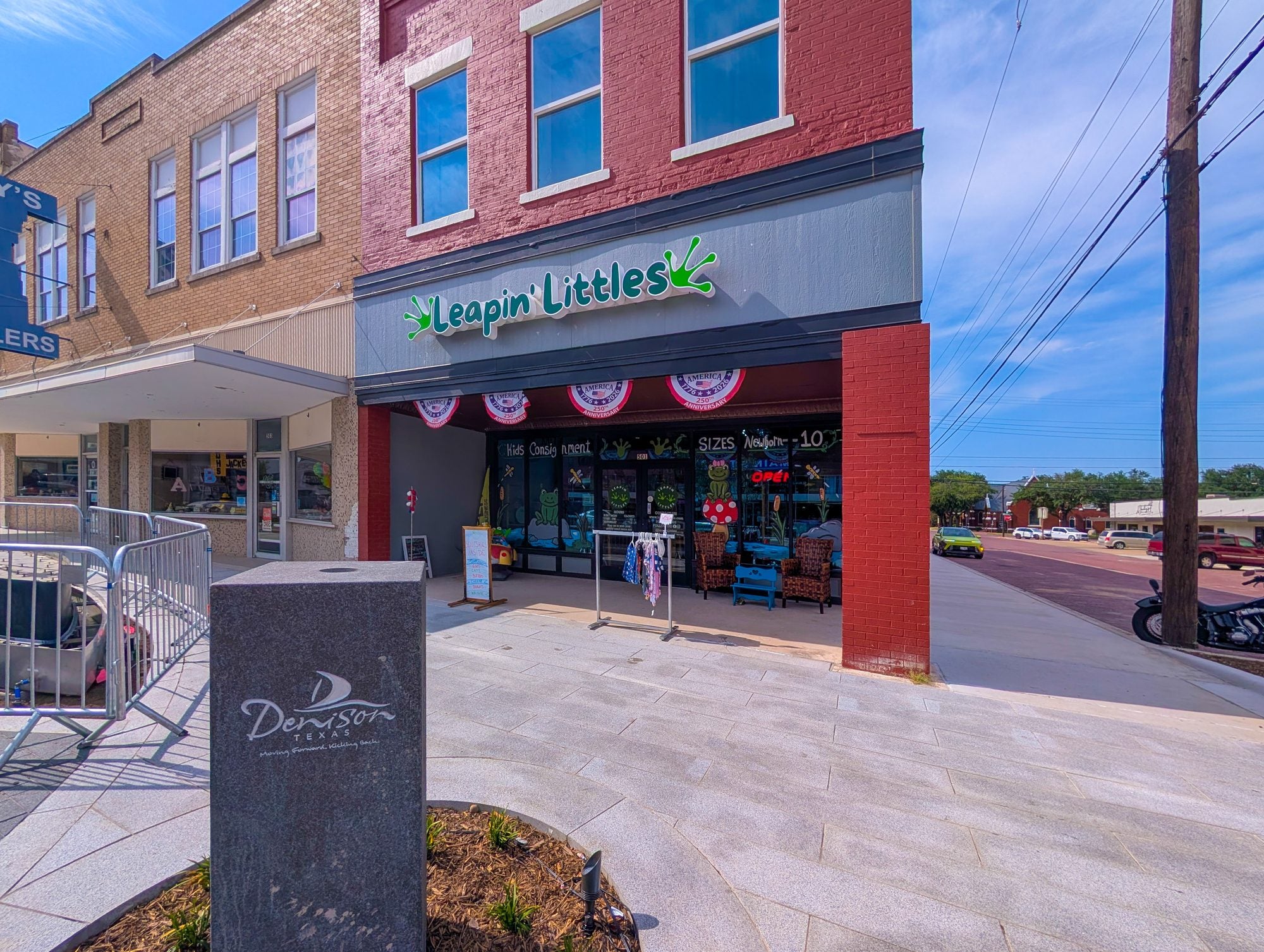 Leapin' Littles storefront on West Main Street, Denison TX